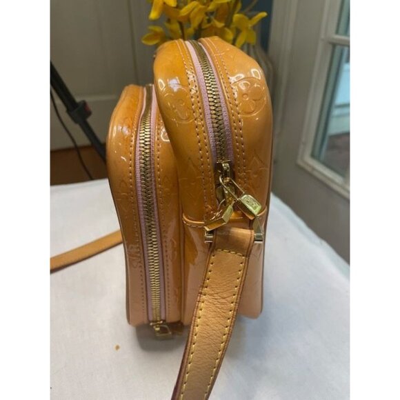 Louis Vuitton Vernis Wooster Bag – Proof That Preloved Still Turns Heads - Picture 7 of 9